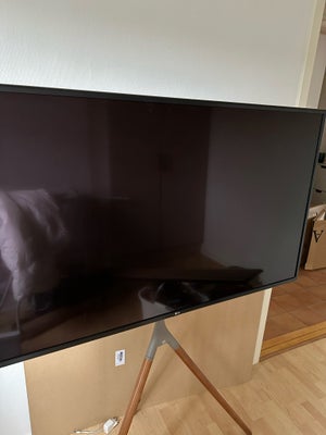 LG, 55", LG 55" 4K LED TV  

Medfører tv stand one for all ny pris 1799kr

Fremragende 4K-tv med HDR