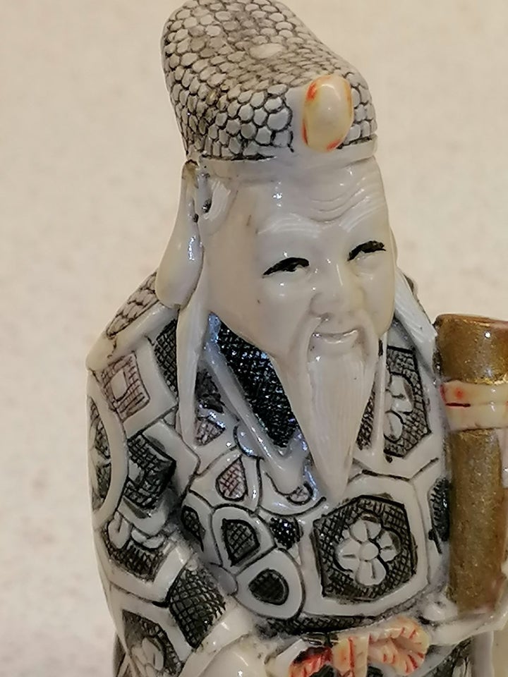 Andre samleobjekter, Gammel kinesisk netsuke XIX-XX årh