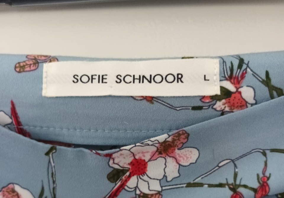 Sommernederdel, str. 40, Sofie Schnoor