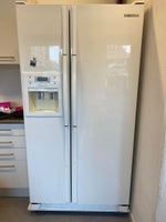 Amerikansk køleskab, Samsung SR-S2028DVW