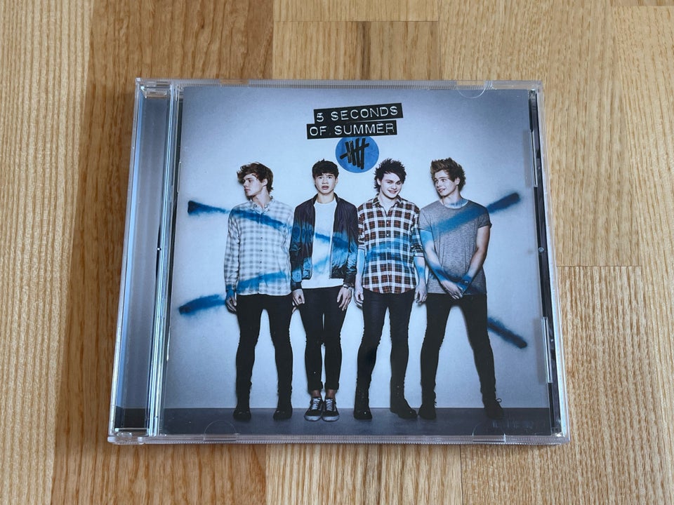 5SOS 5 Seconds of Summer debut CD USA edition