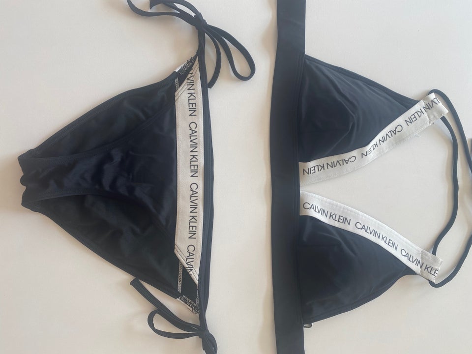 Badetøj, Bikini - tie side / binde trusser og overdel Calvin Klein – – Køb og af Nyt og Brugt