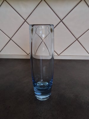 Glas, Vase, Holmegaard, Flot blå Holmegaard glasvase mrk. 5391. Højde 22,5 cm.