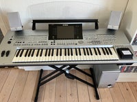 Keyboard, Yamaha Tyros 1