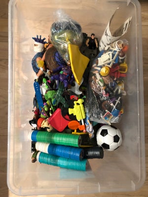 Kasse med blandet legetøj, Kasse med blandet legetøj sælges som set på billederne. Det er primært fr