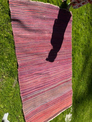 Gulvtæppe, Bomuld, b: 130 l: 225, Dejligt og tykt kvalitets tæppe. Tror det er persisk og lavet i 10