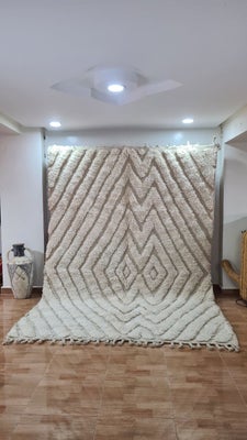 Authentic Moroccan Beni Ouarain Rug , wool, 1 år gl., Forbedre dit boligareal med Azilal-tæppets tid