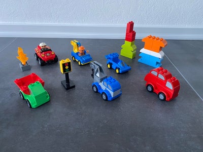Lego Duplo, 

Duplo biler og diverse klodser.