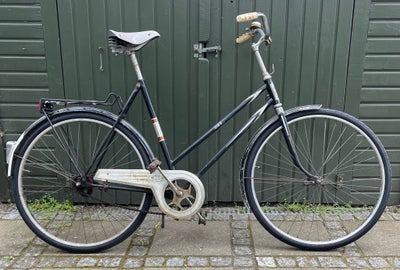 Damecykel,  DBS, 58 cm stel, 1 gear, En flot ældre og robust DBS’er. Norges nationalcykel. Med Faube