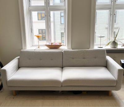 Sofa, Grå sofa vi har haft et års tid. Kan hentes på Vesterbro :)

95 cm dyb
80 cm høj 
220 bred