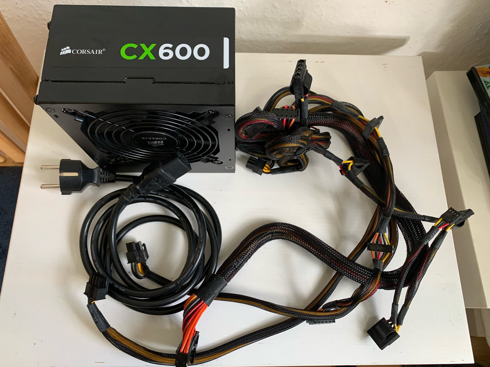 Strømforsyning, Corsair CX600 75-001668 600w ATX,