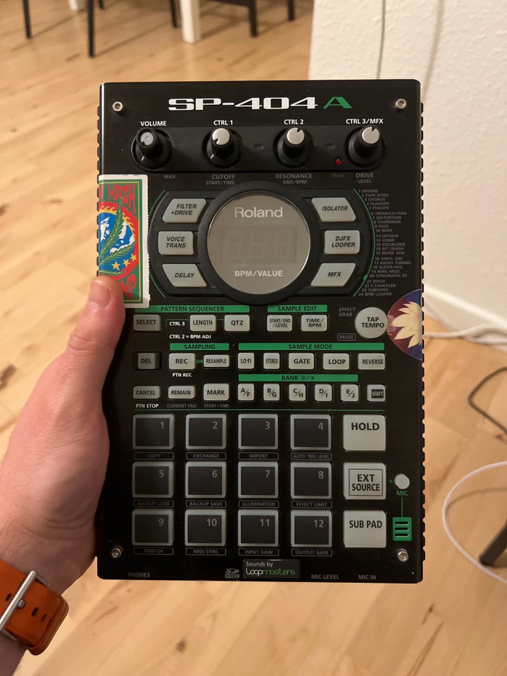 Sampler, Roland SP404a