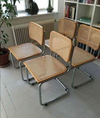 Spisebordsstol, Fransk flet - træ - stål, 4 frisvinger stole sælges. 

Prisen er angivet pr. stk og 