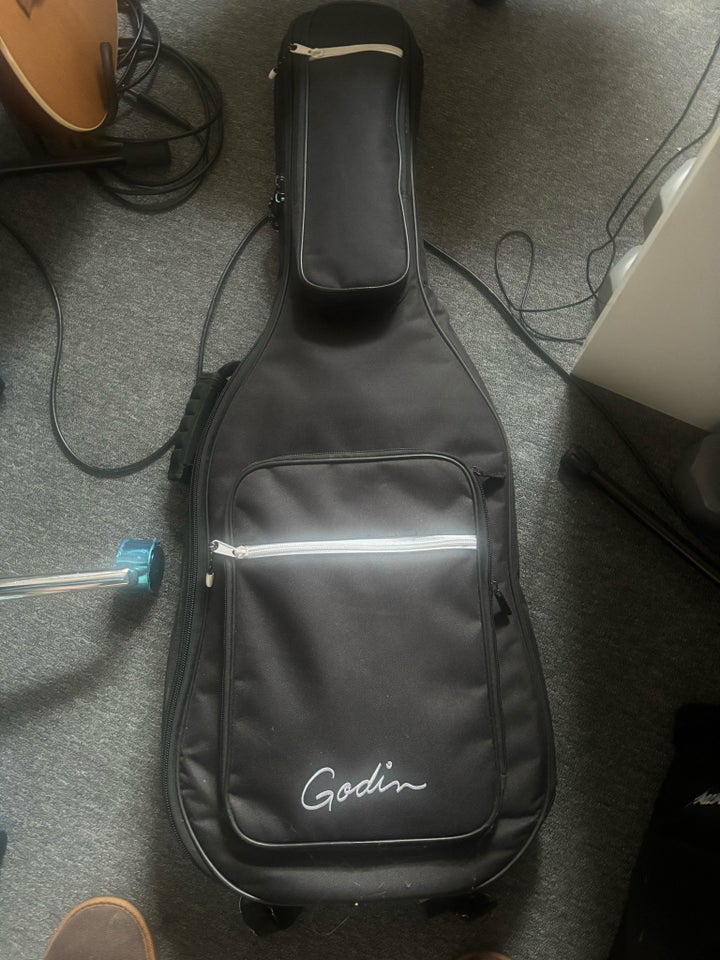 Klassisk, Godin Multiac Encore Nylon