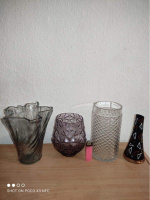 Glas, Vase, AA, 4 Forskellige og flotte vaser 100kr for alle

3