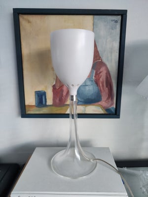 Lampe, Flos Italien, Tulipan lampe design Philippe Starck 
for italienske Flos. Med lysdæmper. Giver