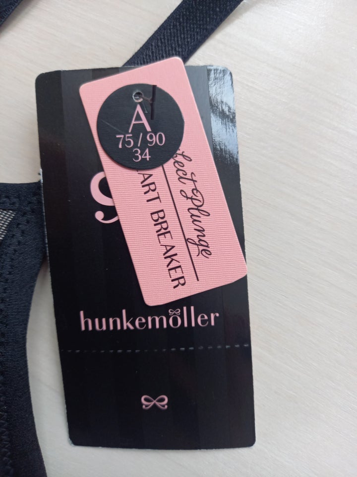 BH, Hunkemöller, str. .