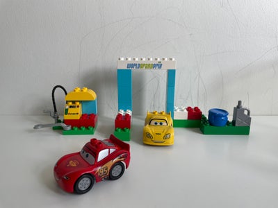 Lego Duplo, Cruz Ramirez & McQueen I World Grand Prix, Disney Cars
Fra røgfrit hjem.
Jeg sender for 