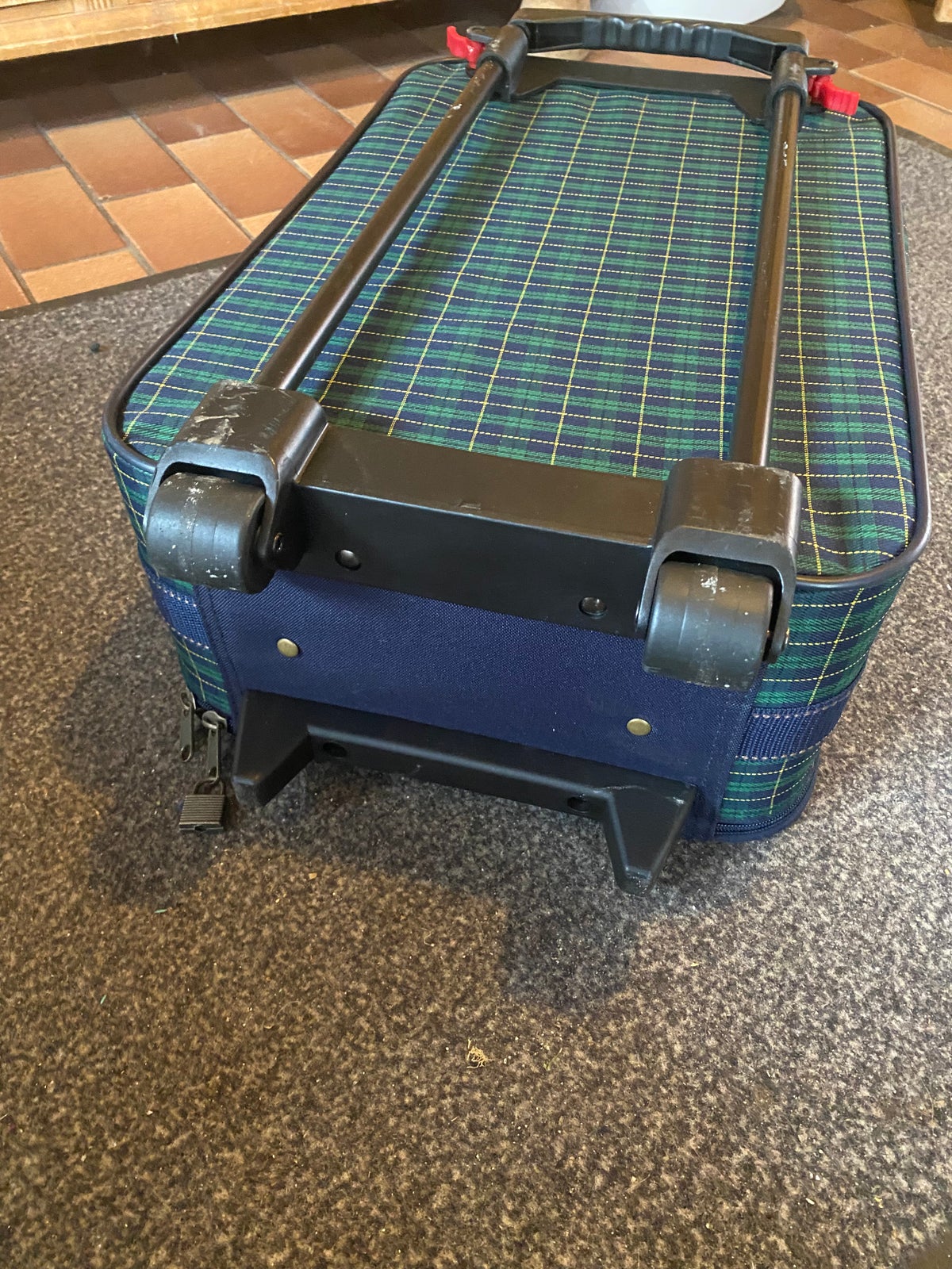 Trolley, Space Case