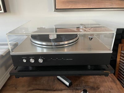 Pladespiller, Luxman, PD-151, Perfekt, Udover sublim lyd, er denne pladespiller bare bygget helt utr