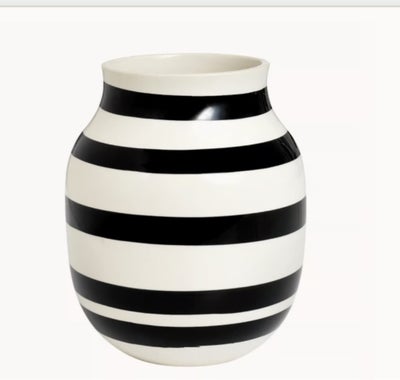 Porcelæn, Vase, Kähler Omaggio, Kähler Omaggio Vase - H 20 cm - Hvid/sort - fejler intet - fra dyre-