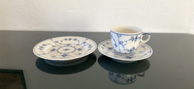Porcelæn, Kopper , Royal copenhagen, 3sæt muselmalet kaffekopper med tallerken ø 15,7
1sortering 196