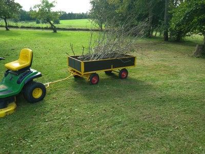 Ravendo TW 2000, Ravendo, Super stærk trækvogn / anhængervogn 
Der kan laste op til 1200 kg modellen