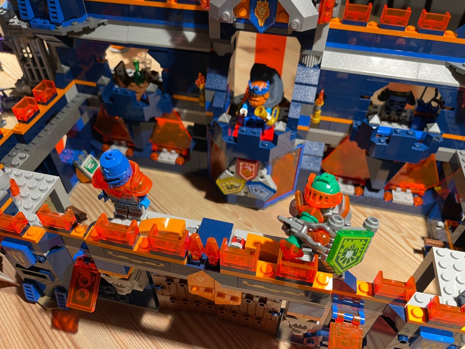 Lego Nexo Knights, 70357 - Slot