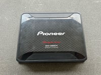 Pioneer GM-D8604, Forstærker