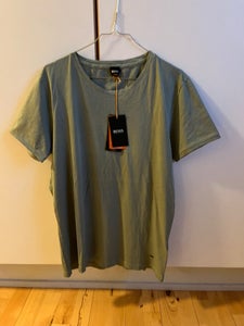Find Gucci T Shirt på DBA - køb og nyt og brugt