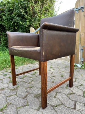 Anden arkitekt, Flot vintage stol designet af hans Olsen i 1960’erne. Stolen er stemplet danish furn