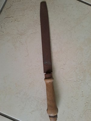 Fil, Grovfil / rasper, Halvrund / båd. Læ 39 cm. Gammel tømrerfil.