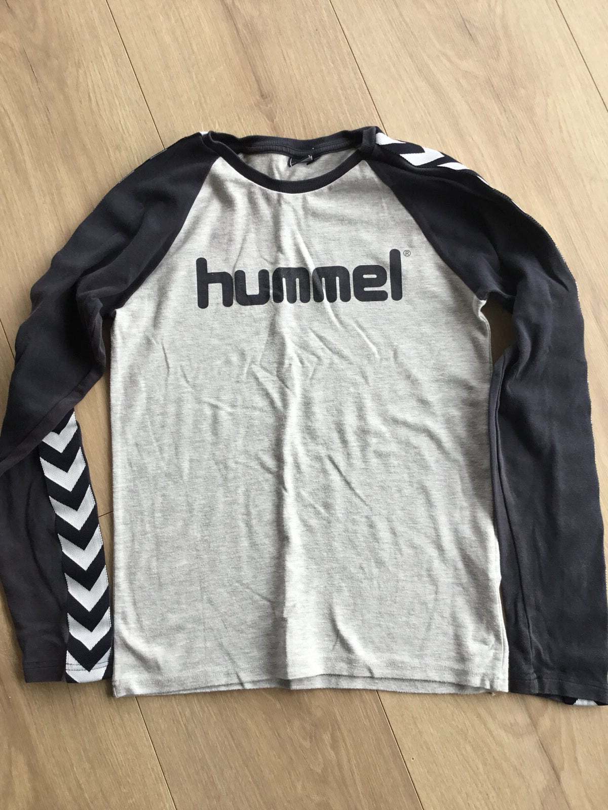 T-shirt, Langærmet tshirt, Hummel – dba.dk – Køb Salg af Nyt og