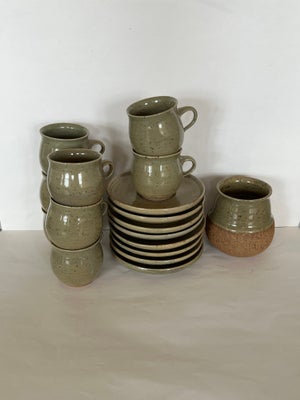 Keramik, Kaffestel, Gutte Eriksen - Nymølle, Skål/vase - H= 9 cm, Ø=6,5-9 cm
7 kopper samt en kop me