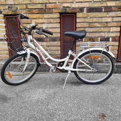 Pigecykel, classic cykel, 20 tommer hjul, 3 gear, Børnecykel pigecykel 20" meget velholdt og kørekla