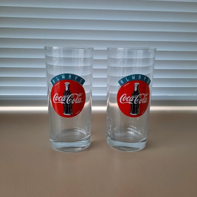 Coca Cola, 2 Coca Cola glas, 2 stk. Retro Coca Cola glas.
Højde: 13,5 cm.
Diameter top: 6,5 cm.
Som 