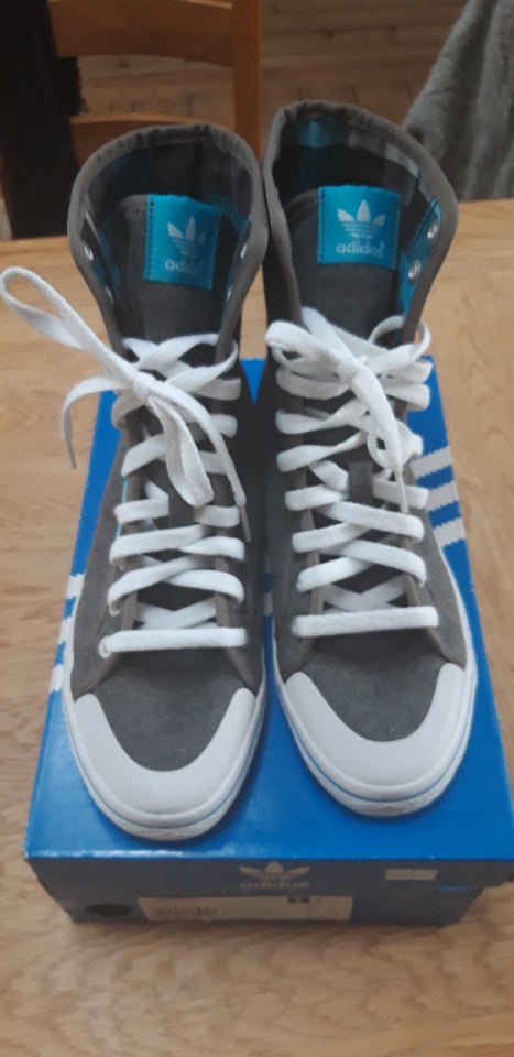 Sneakers, str. 39, Adidas Originals