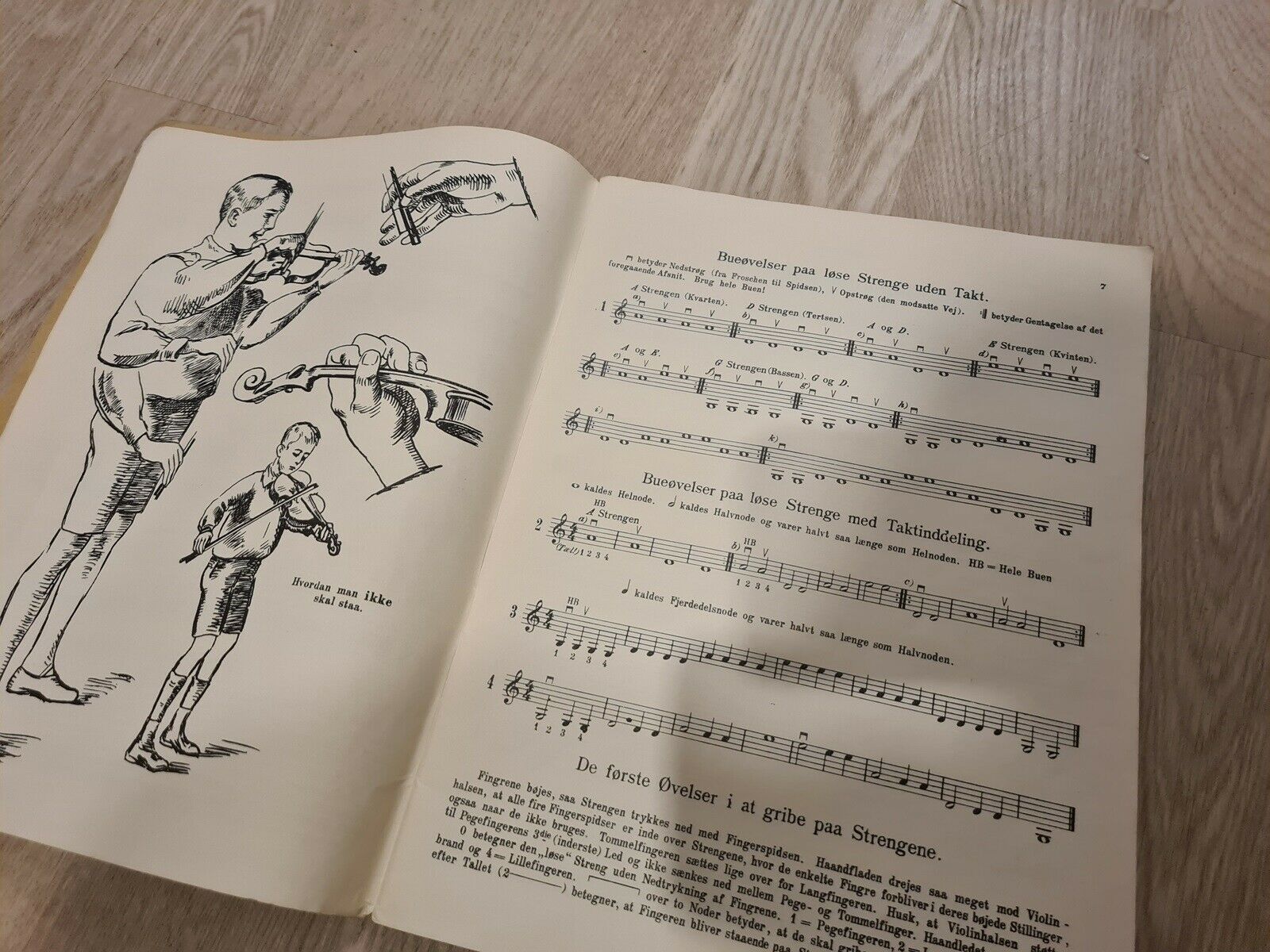 Violin, Børnenes violinskole af Oluf Ring
