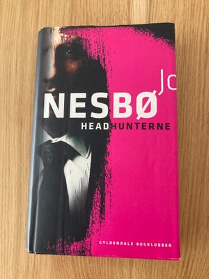 Headhunterne, Jo Nesbø, genre: krimi og spænding, Fin bog.

Køber betaler fragt.
Kan afhentes i Købe