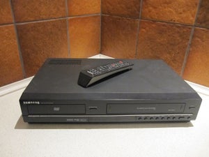 Samsung Combi DVD/VHS Model No V6000 No Remote Only VCR Works. 