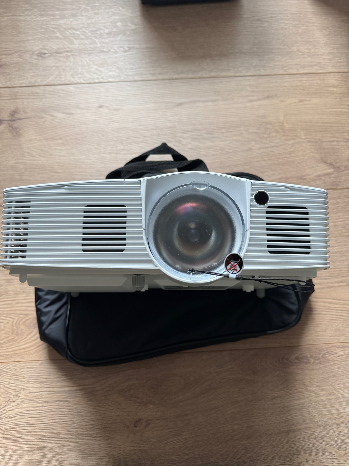 Projektor, Optoma, GT1080e 3D Full-HD Short Throw