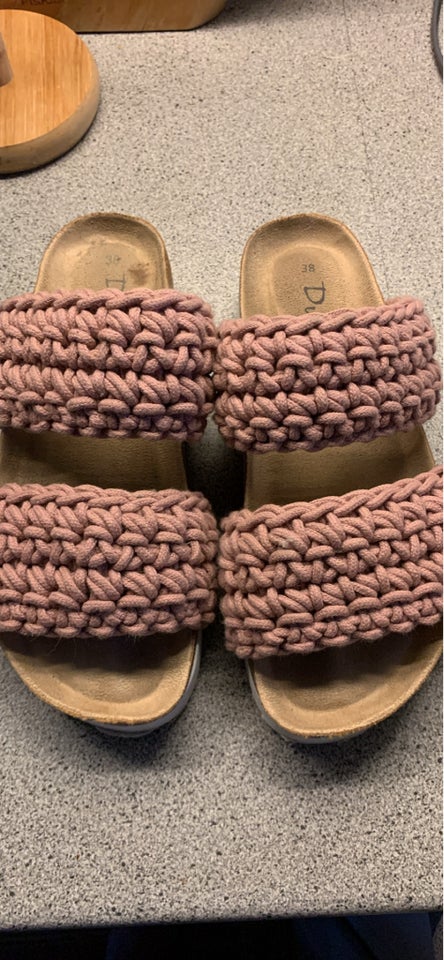 Sandaler, str. 38, Gammel Rosa