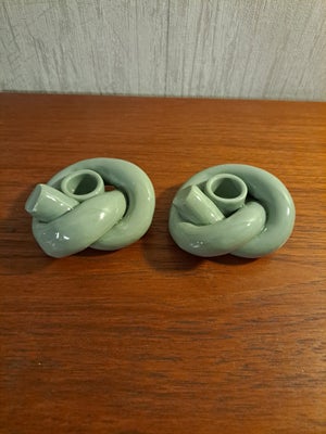 Porcelæn, Lysestager, Søstrene Grene, 2 stk. lysestager i porcelæn, udformet som knuder i støvet grø