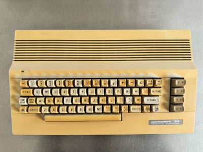 Commodore 64, spillekonsol, God, Commodore 64c i original emballage og med det eftertragtede 250466 
