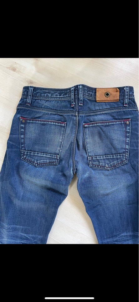 Jeans, Lindberg , str. 32