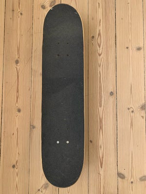 Skateboard, Darkstar, str. 78 cm lang, Skateboard købt i skaterforretning på Enghave Plads. Er bleve