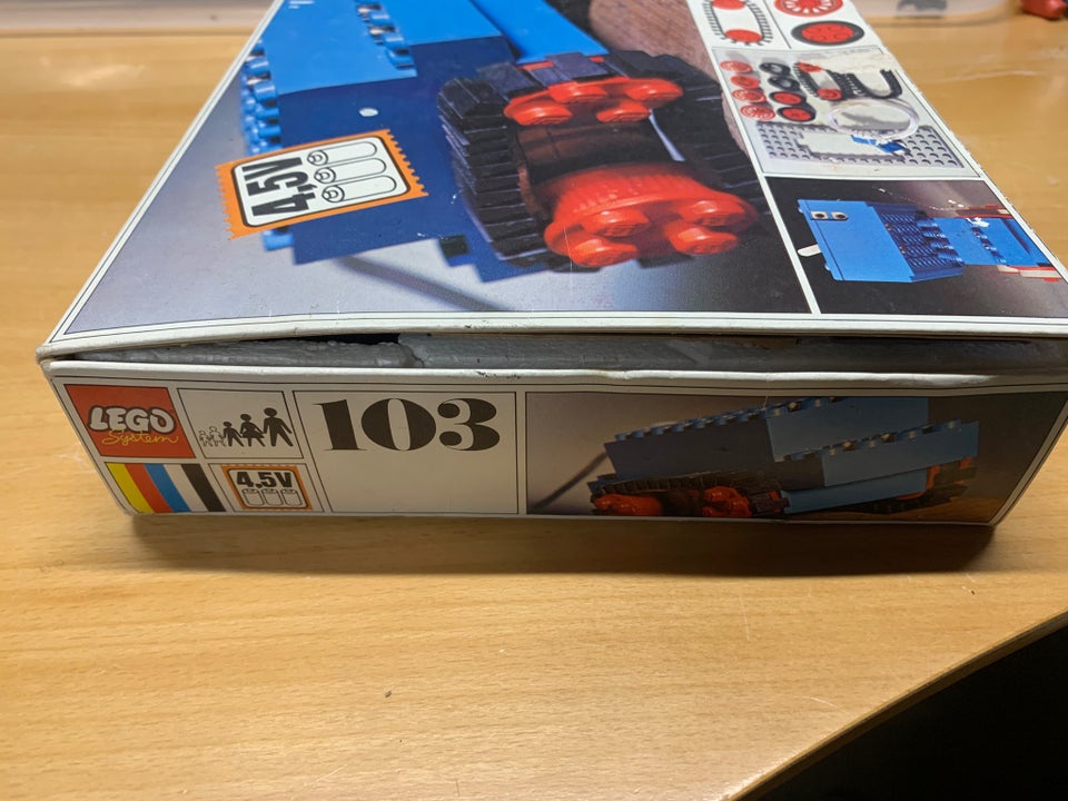 Lego System, 103