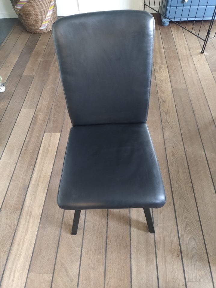 Anden arkitekt, Stressless M D200 Laurel low, Spisebord