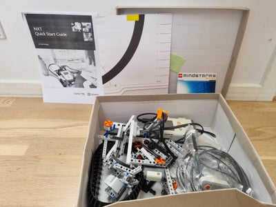 Lego Mindstorm, NXT 2.0, Lego Mindstorms NXT 2.0 med alle dele, CD, NXT quick start guide (kopi), kø
