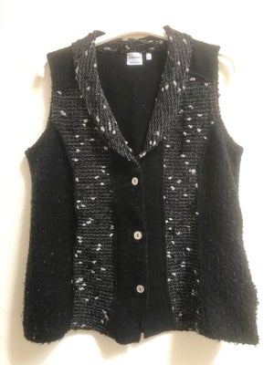 Vest, Signature, str. 42, Sort, God men brugt, Varm strikvest str L 
Brystmål 104 cm 

Kan leveres i